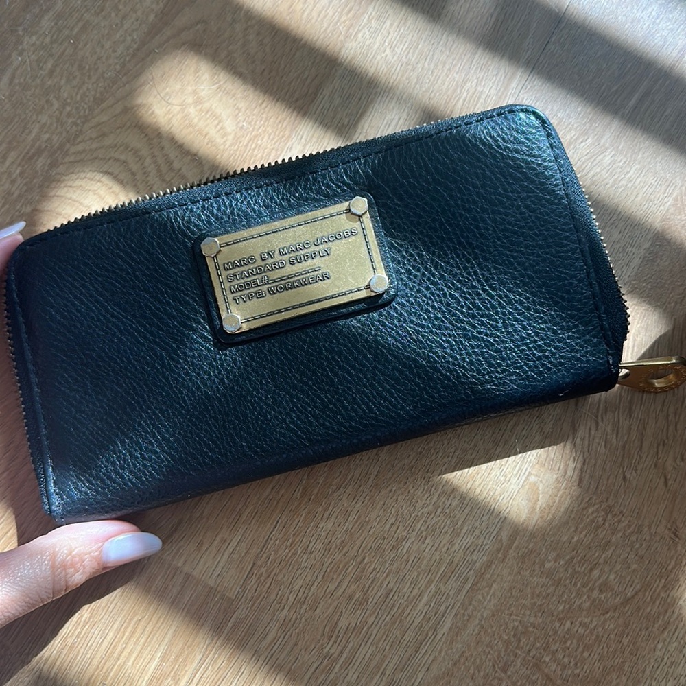 Marc Jacobs wallet